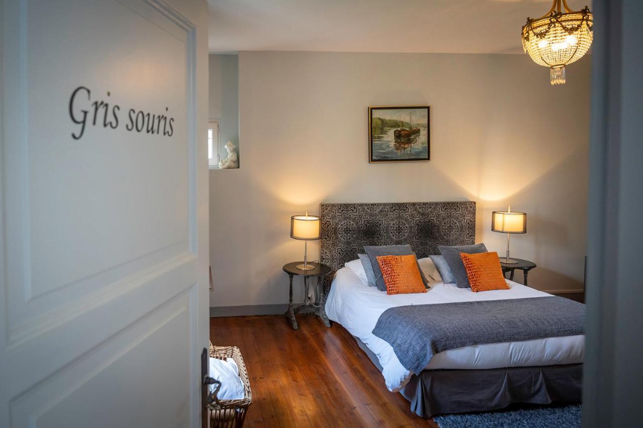 Le Petit Matin Bed & Breakfast Bayeux Bagian luar foto