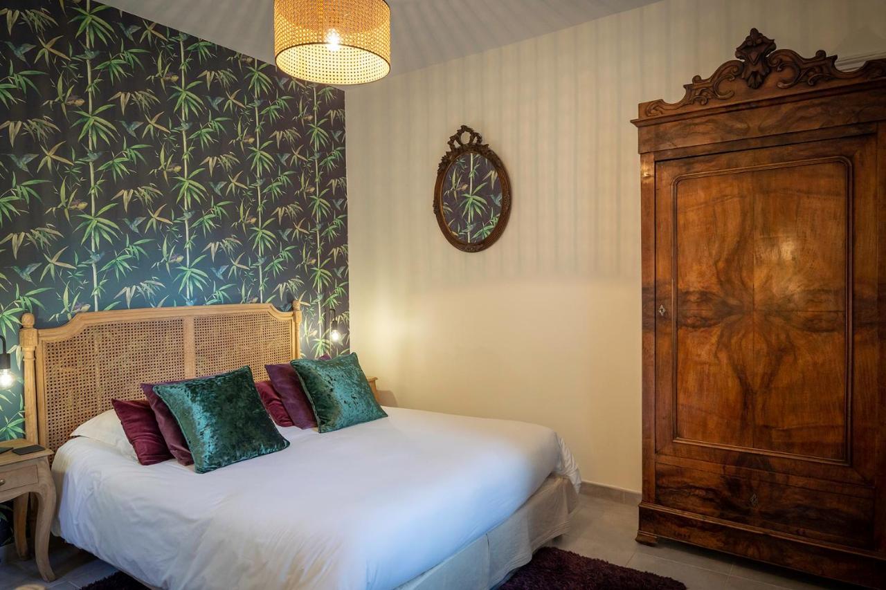 Le Petit Matin Bed & Breakfast Bayeux Bagian luar foto