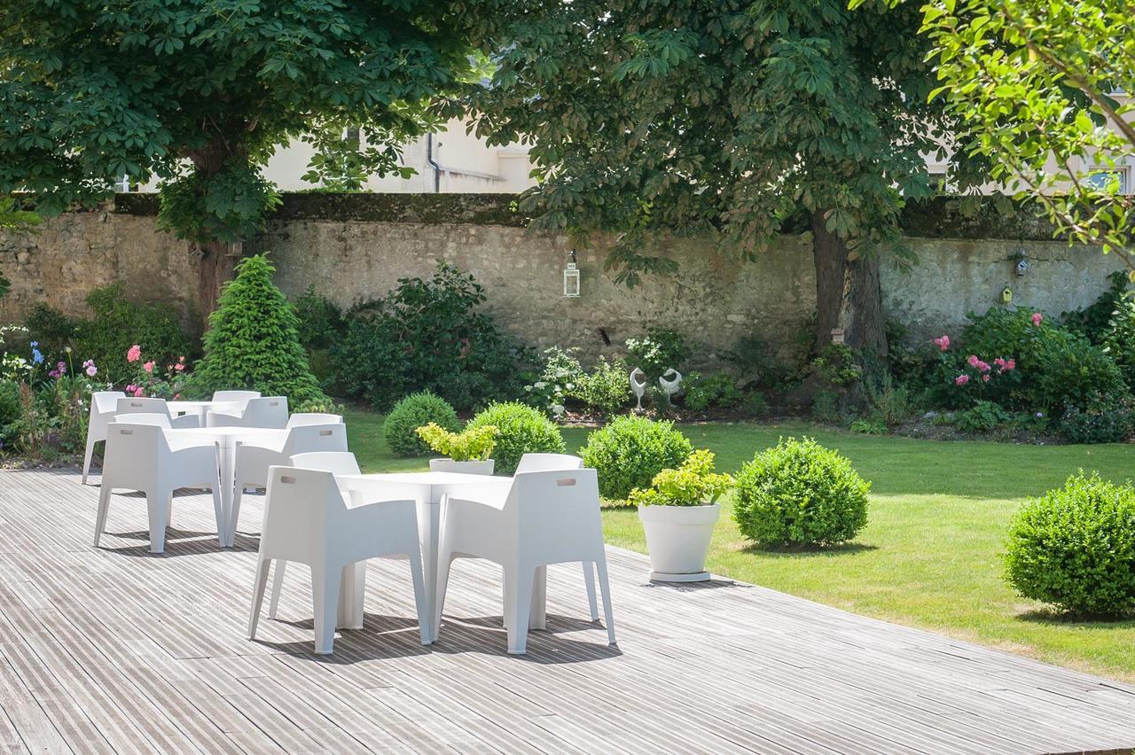 Le Petit Matin Bed & Breakfast Bayeux Bagian luar foto
