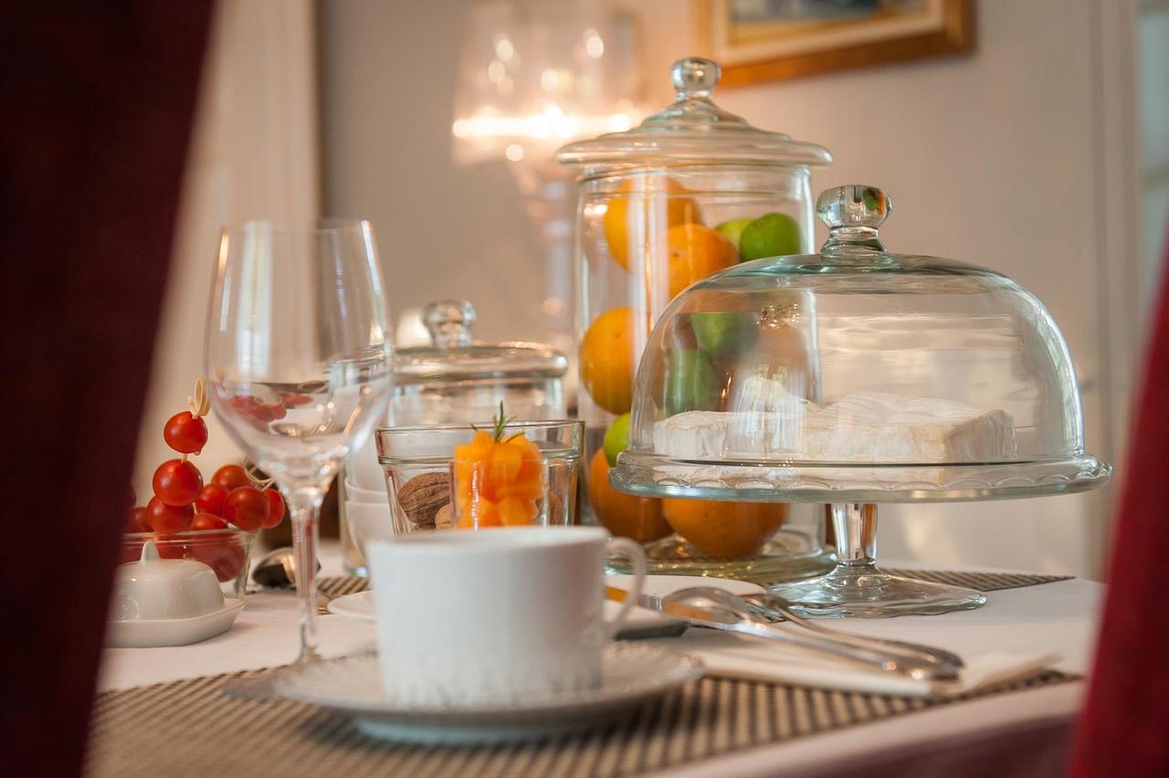 Le Petit Matin Bed & Breakfast Bayeux Bagian luar foto