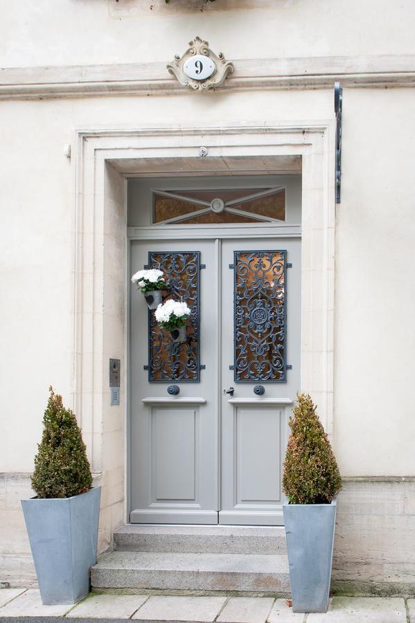 Le Petit Matin Bed & Breakfast Bayeux Bagian luar foto